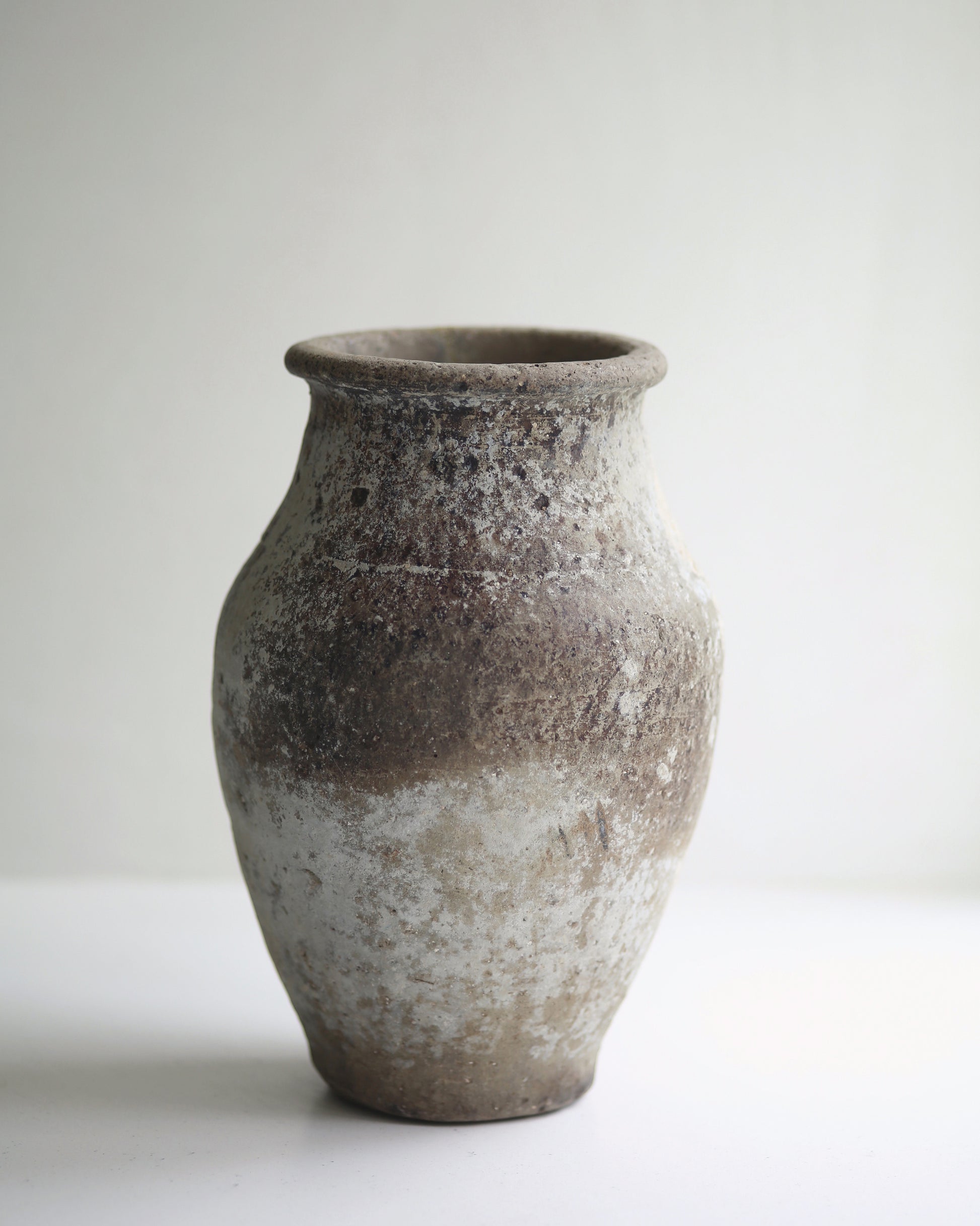 Rustic whitewash small Turkish pot