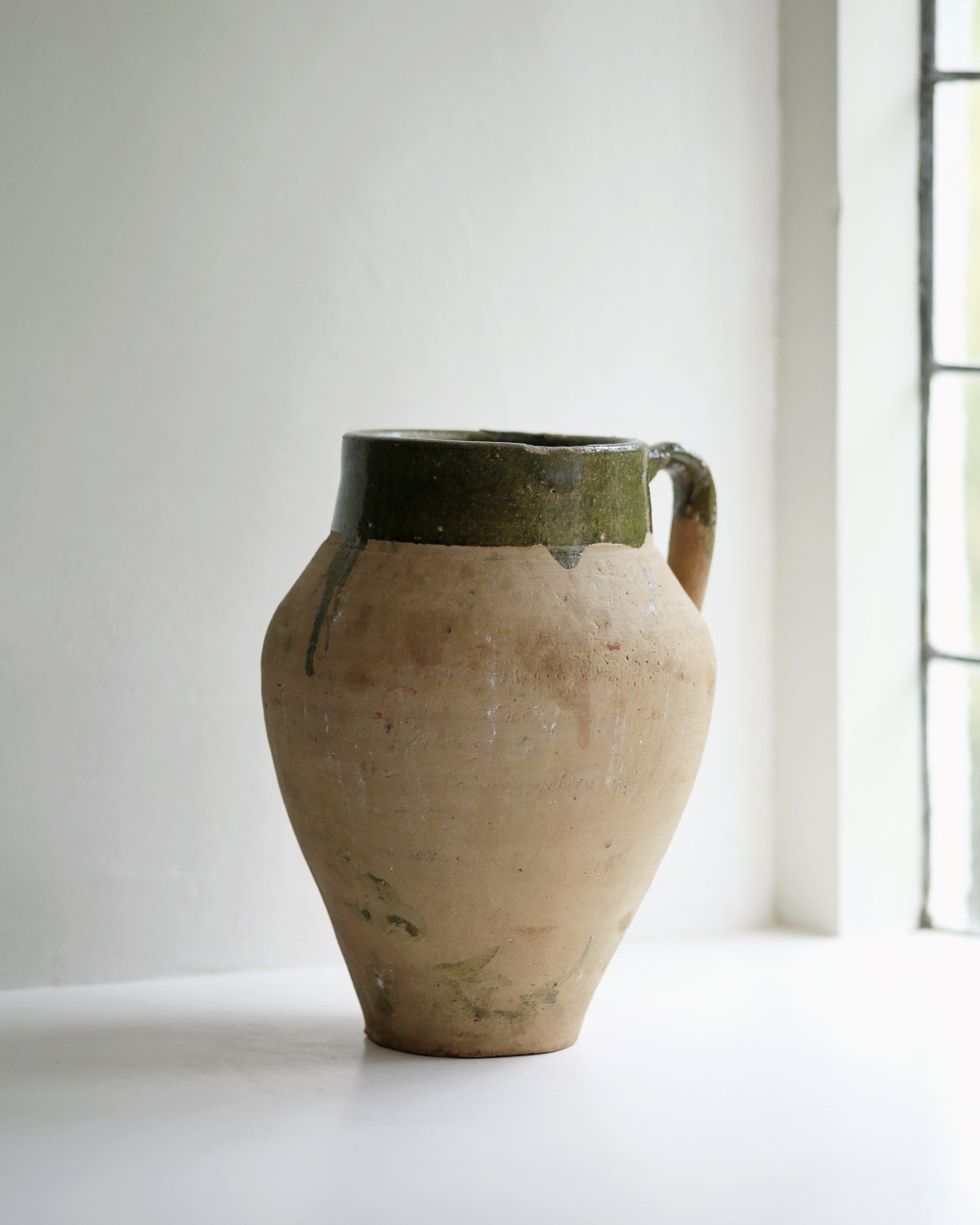 Green drip glazed antique pot