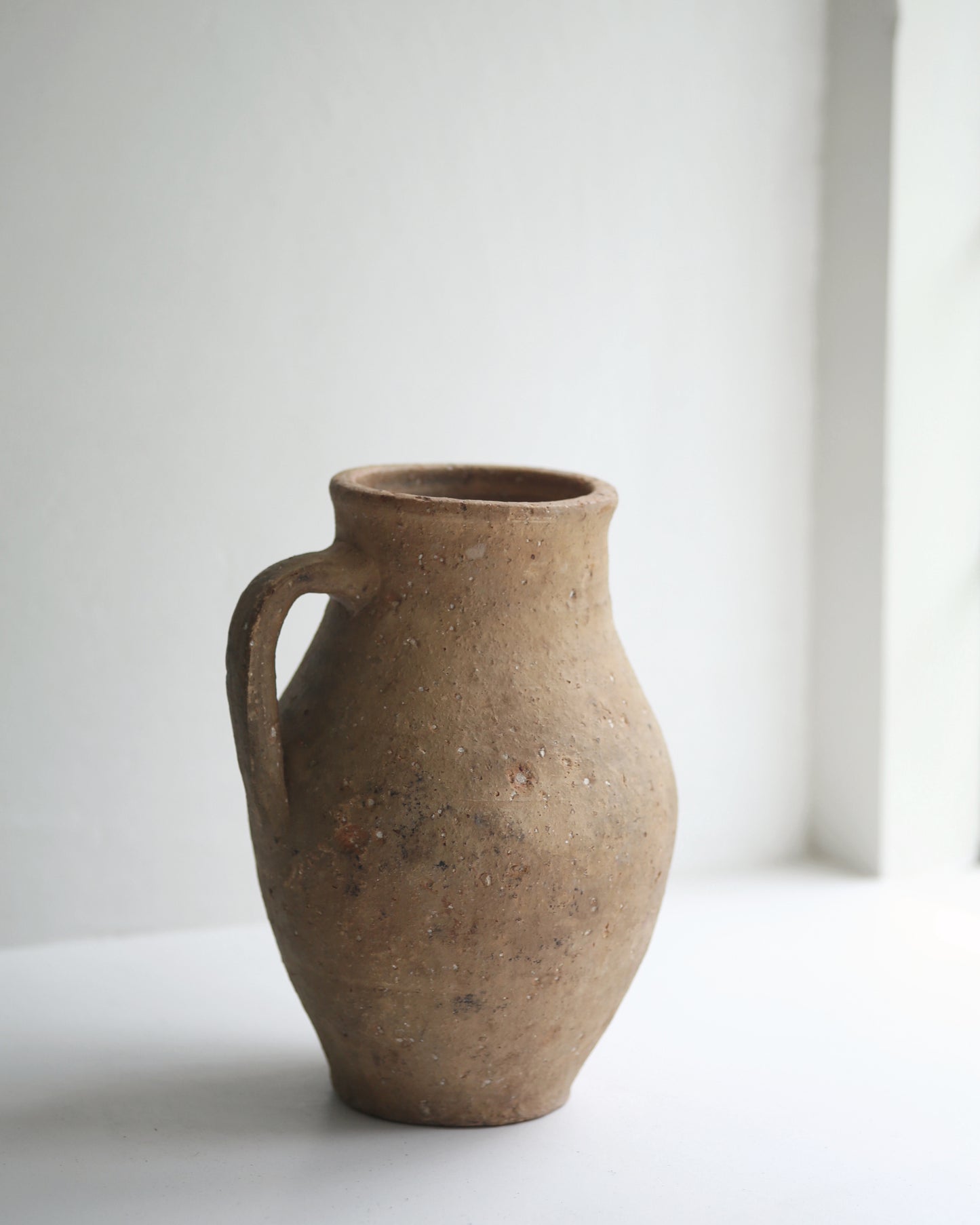 ZAGORA ANTIQUE PITCHER POT