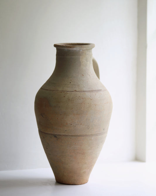 Pale terracotta antique Turkish amphora pot