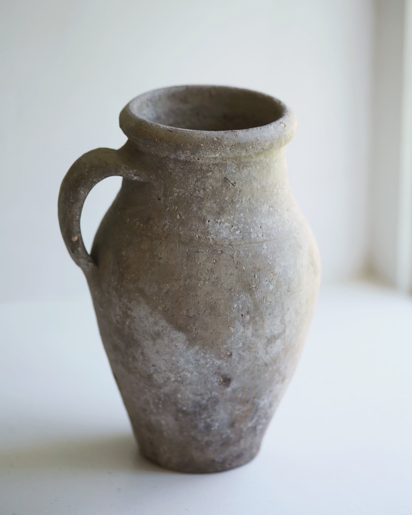 APA ANTIQUE POT