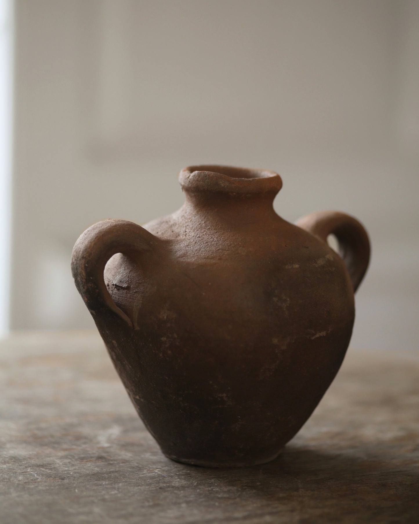 VARNA RUSTIC BUD VASE