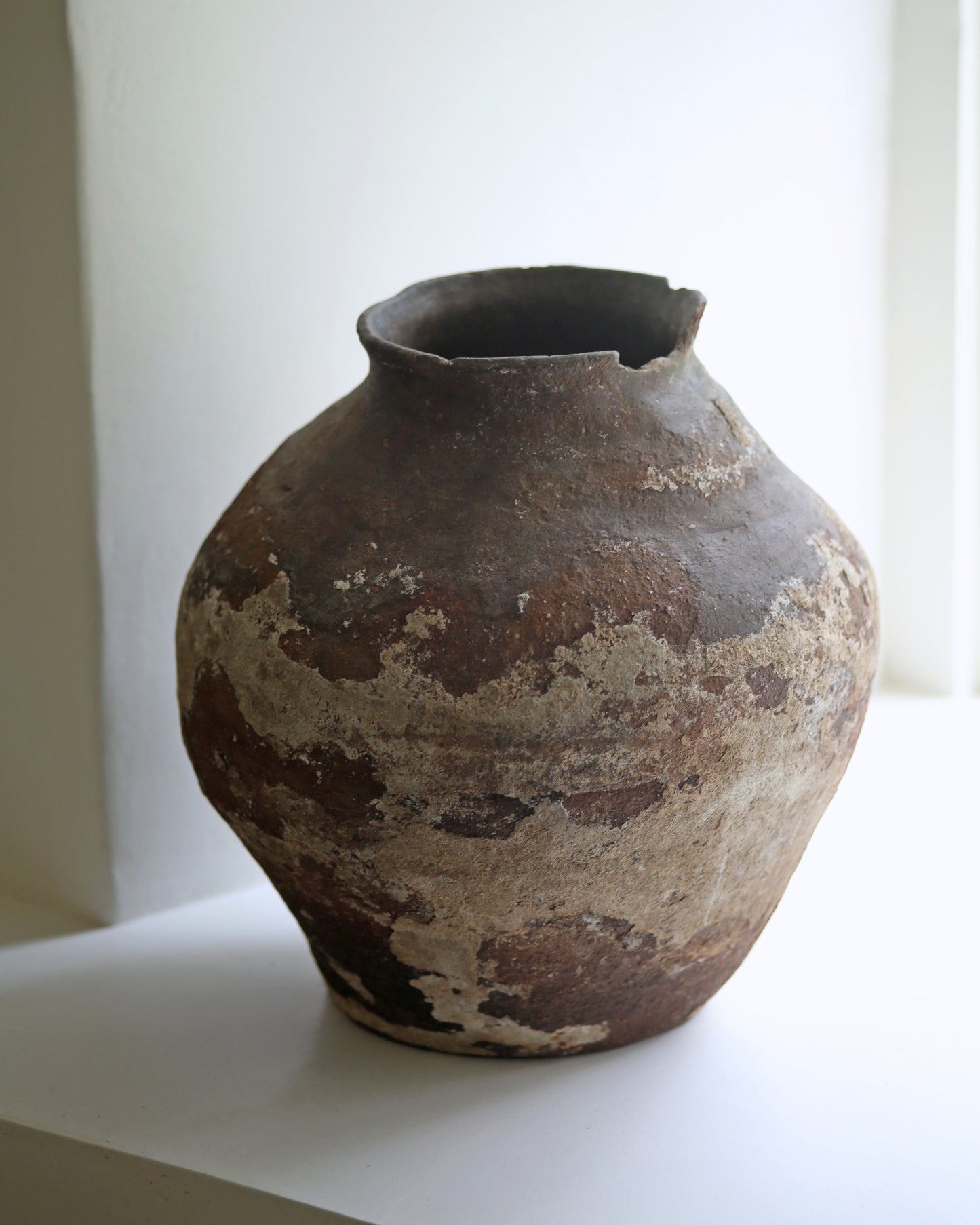 DOBRA ANTIQUE POT