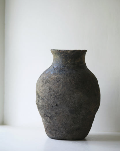 MALA ANTIQUE VASE