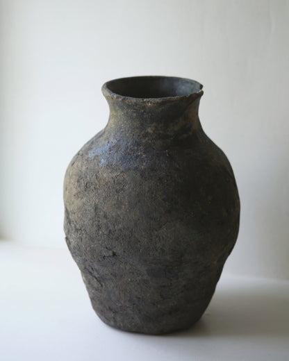 MALA ANTIQUE VASE