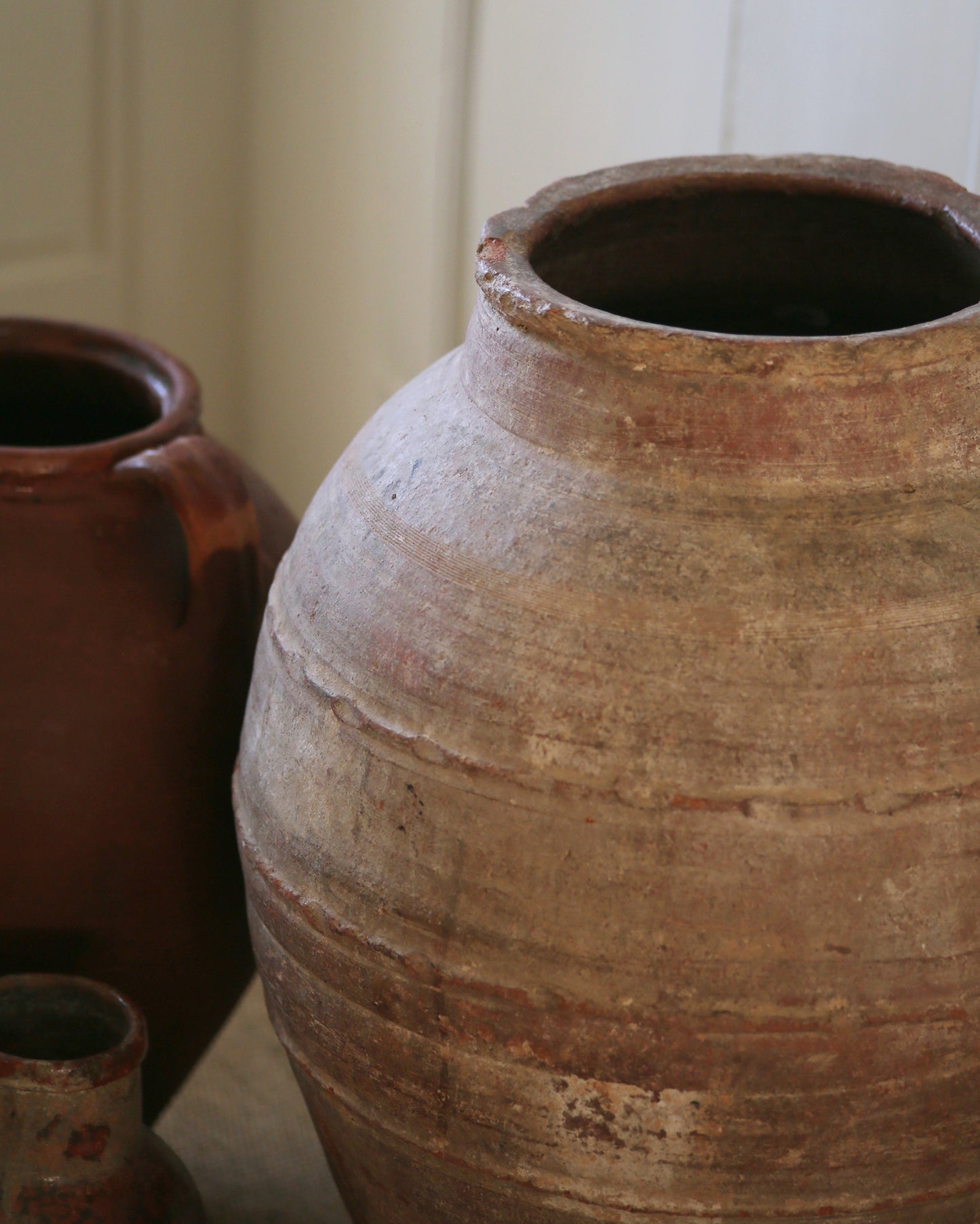 MAHE ANTIQUE OLIVE POT